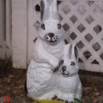 Tavşan Ailesi Heykeli